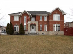 7155 Lowville Heights Home for Sale in Lisgar Mississauga